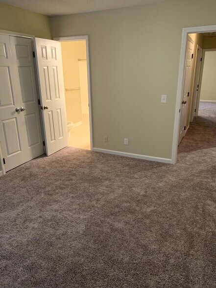 Building Photo - 133 Columbine Dr. Unit # 113