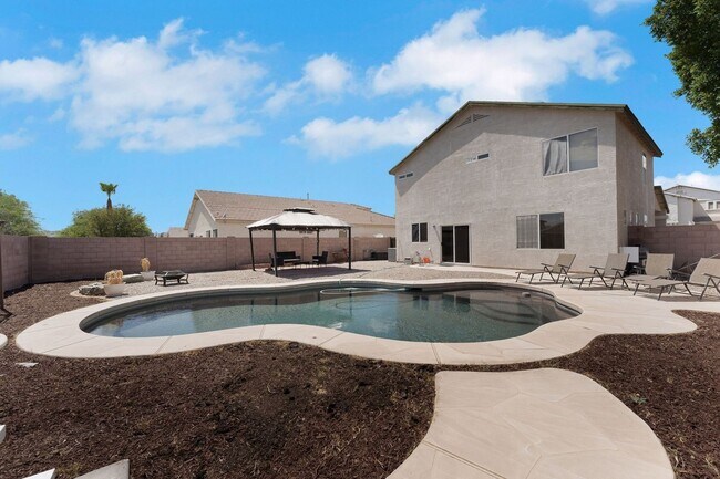 Building Photo - Charming 3BR House in Apache Junction