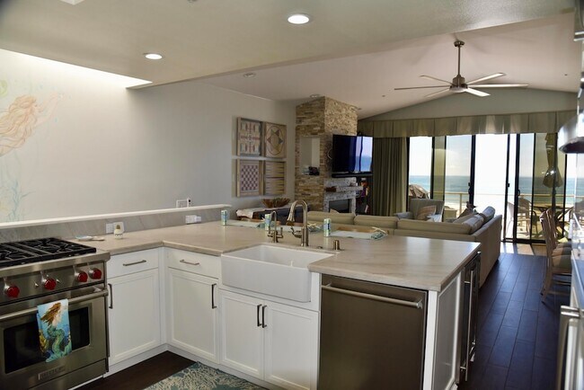 Building Photo - 4885 Sandyland Rd
