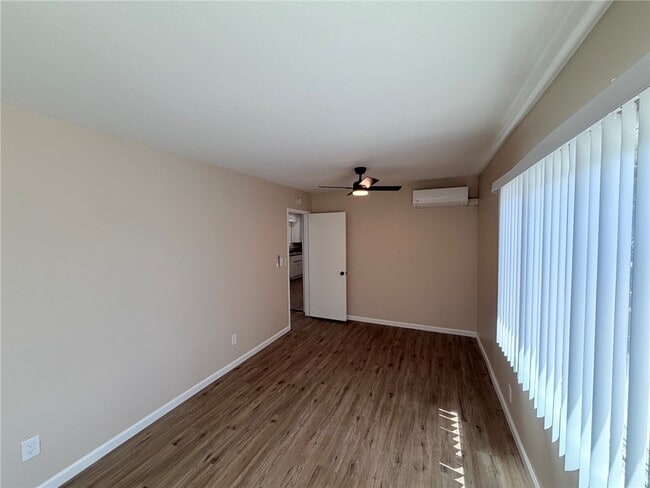 Building Photo - 355 S Aspan Ave