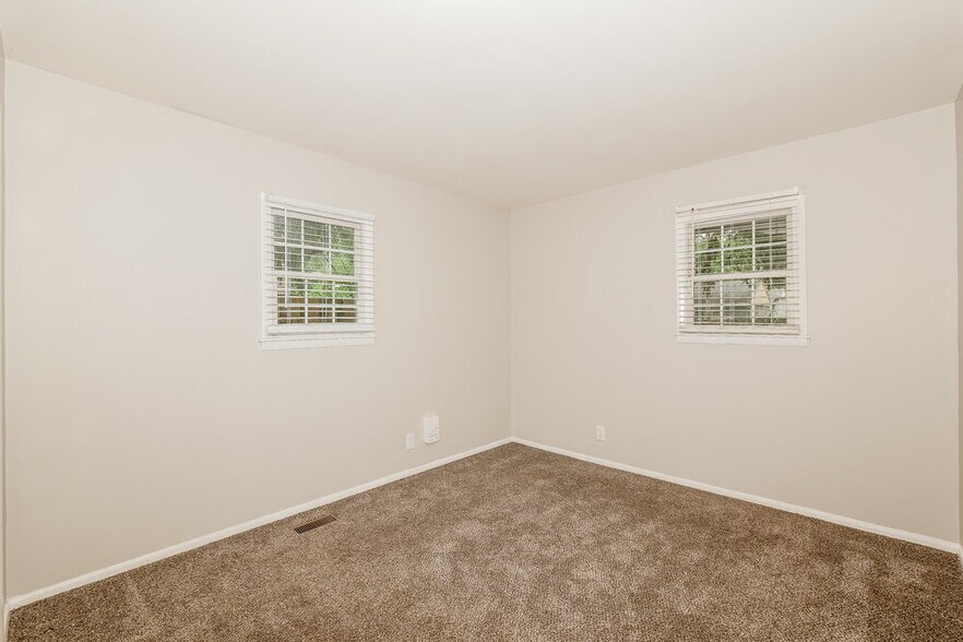 Building Photo - 4033 Arborcrest Dr