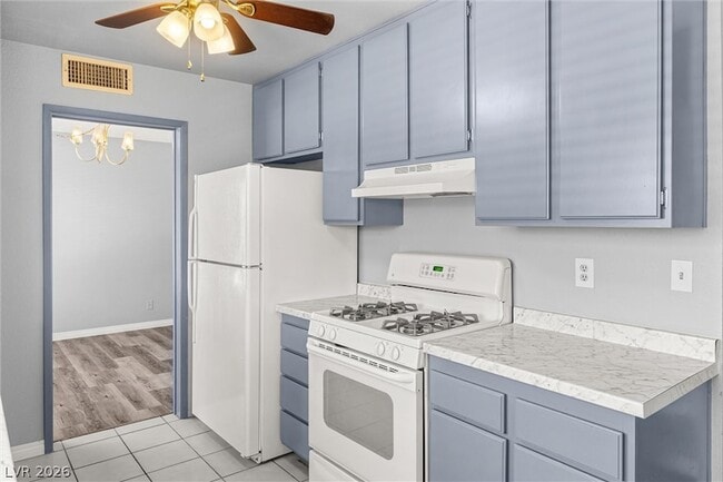Building Photo - 6951 Wedgewood Way