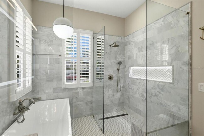 Building Photo - 701 Eagle Woods Tr