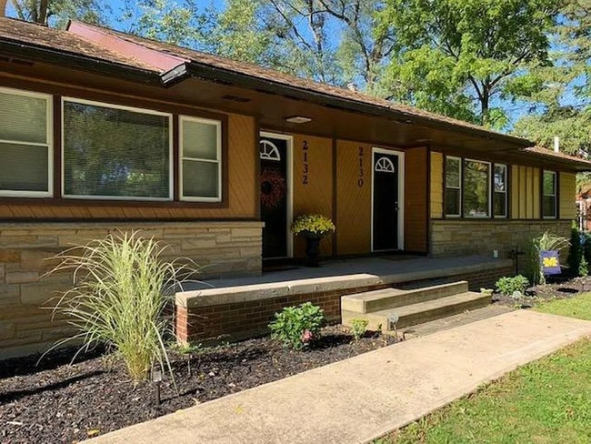 Building Photo - 2130-2132 Washtenaw Ave