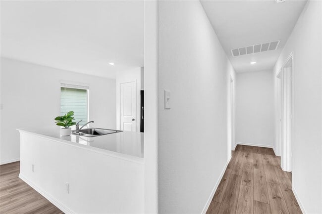 Building Photo - 516 Rancho Del Cielo Lp