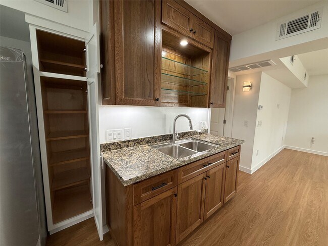 Building Photo - 3400 Timmons Ln