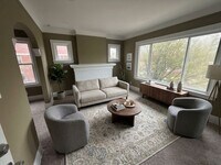 Building Photo - 15512 Mendota St