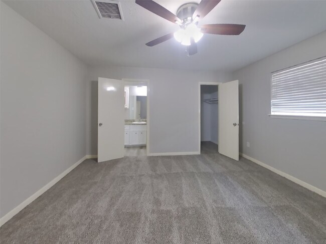 Building Photo - 23107 Earlmist Dr