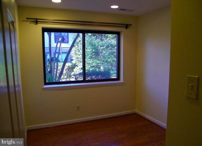 Building Photo - 1650 Westwind Way