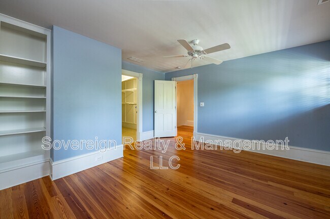 Building Photo - 765 Woodland Ave SE