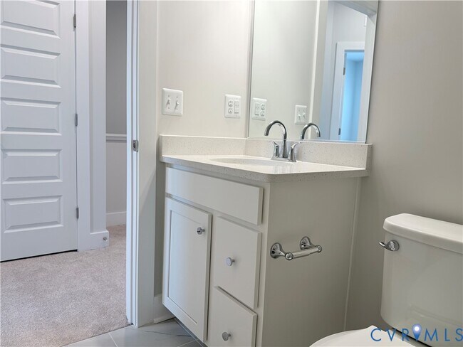 Building Photo - 9440 Alquist St