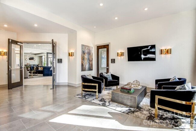 Building Photo - 9550 Community Commons Ln