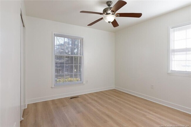 Building Photo - 1623 Van Buren Ave