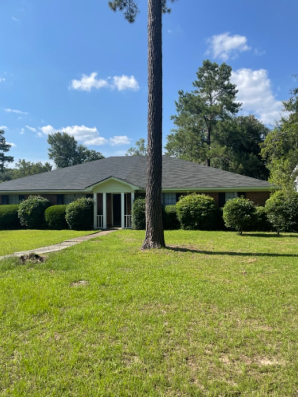 Building Photo - 1931 Stuart Ave