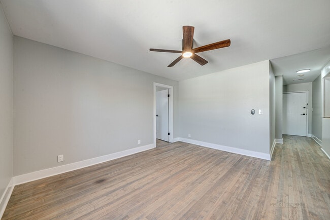 Building Photo - 201 S Main St