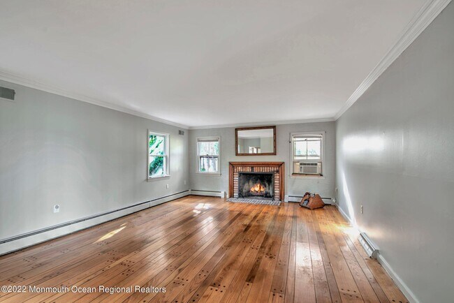 Building Photo - 284 Millstone Rd