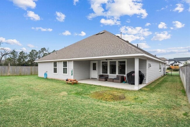Building Photo - 2221 Hay Field Ct