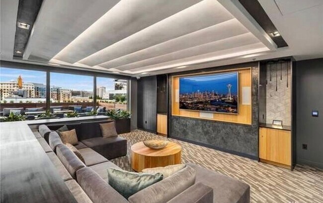 Building Photo - Downtown Seattle Modern Studio