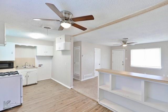 Building Photo - 5226 N 9th St