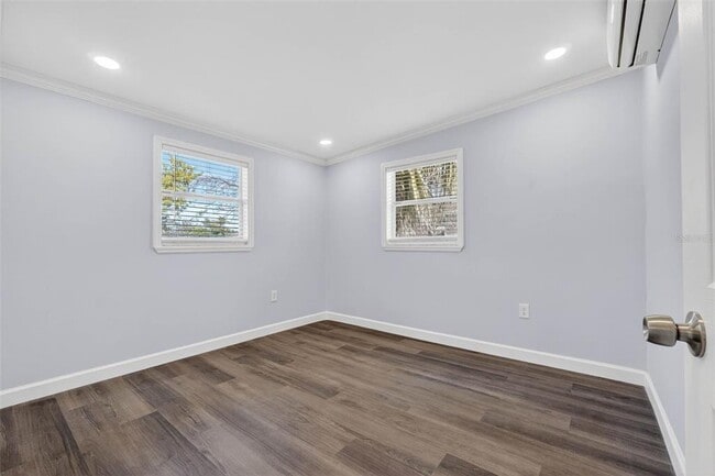 Building Photo - 4505 Cottonwood Dr