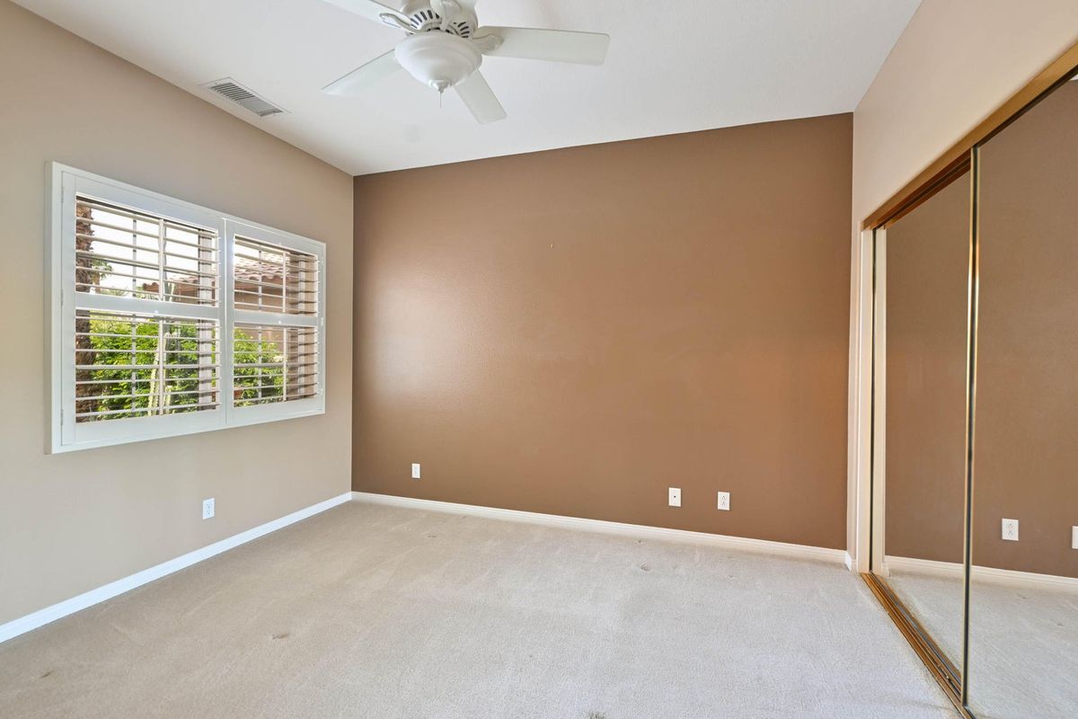 Building Photo - 45218 Coeur Dalene Dr