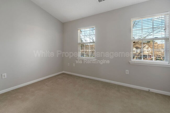 Building Photo - 12311 Bluestem Ln