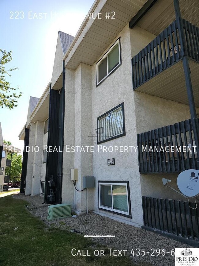 Building Photo - 223 E Hill Ave