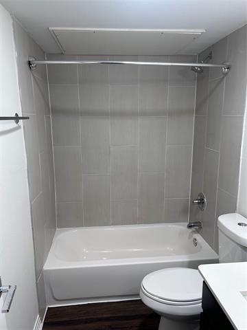 Building Photo - 316 N Carroll Ave