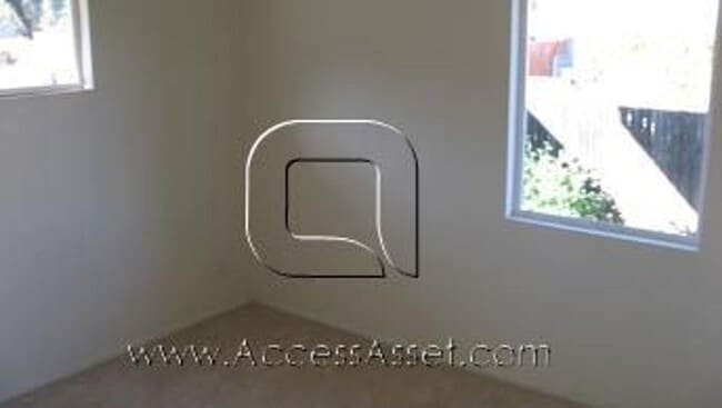 Building Photo - Cozy 2 Bed/1 Bath Home in Lake Elsinore!