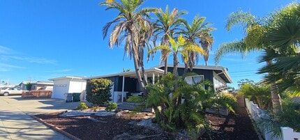 Building Photo - Three bedroom Home in Serra Mesa!