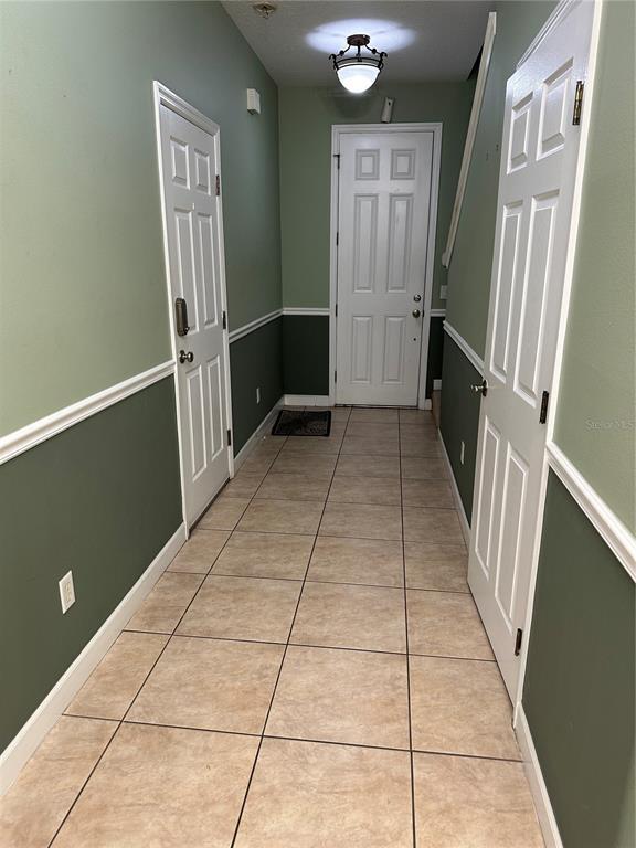 Building Photo - 304 Coral Beach Cir