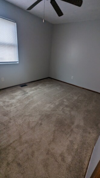 Building Photo - 677 Alta View Ct