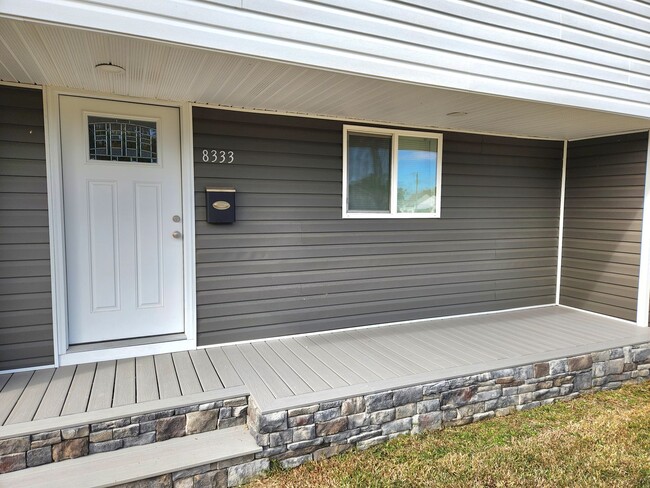 Building Photo - Completely Remodeled 4 Bedroom Ranch in Larrymore Acres