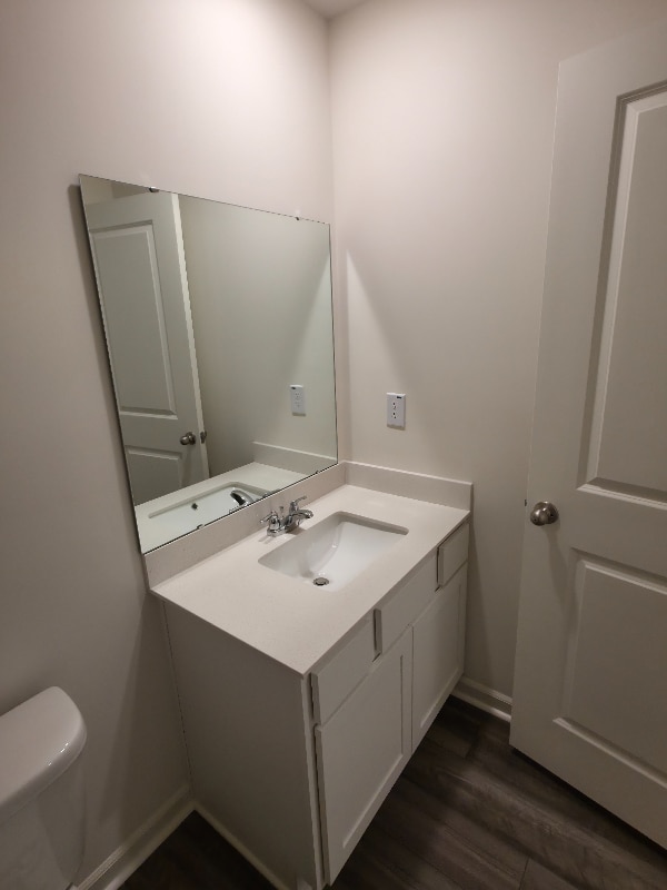 Building Photo - 2062 Gln Xing Dr