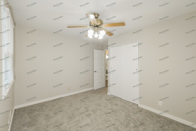 Building Photo - 7315 Harvard Ave