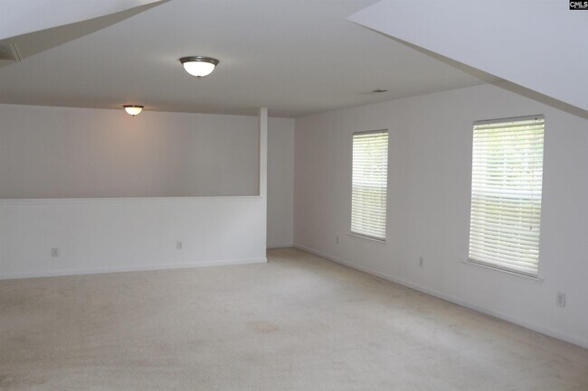 Building Photo - 70 Ballymore Ct
