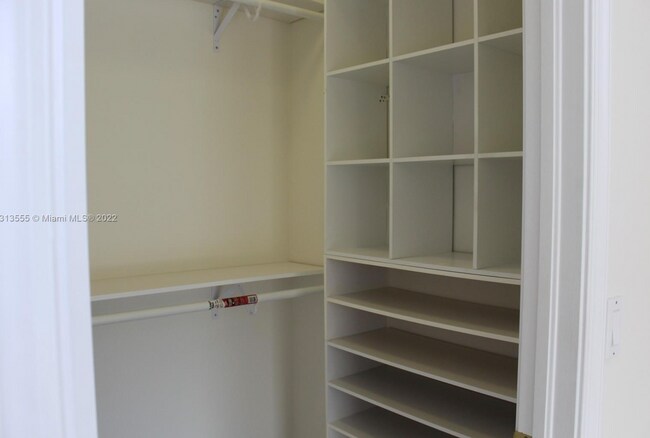 Building Photo - 2644 Miller Ct