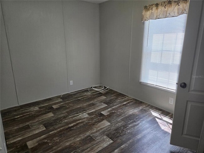 Building Photo - 806 Elkan Dr