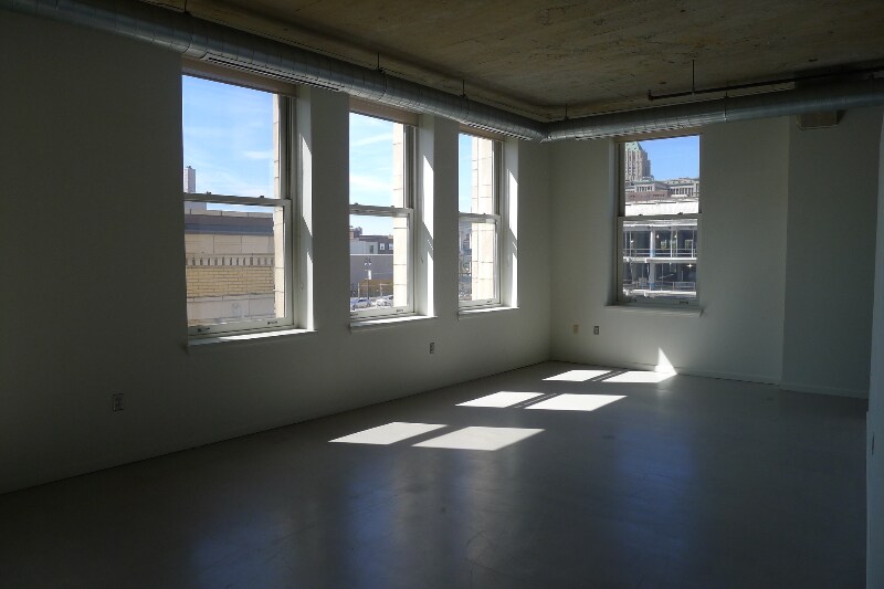 Building Photo - 41 Burroughs St