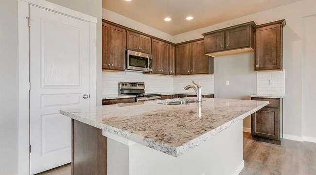 Building Photo - Modern 4-Bedroom Home in Meridian – Spacio...