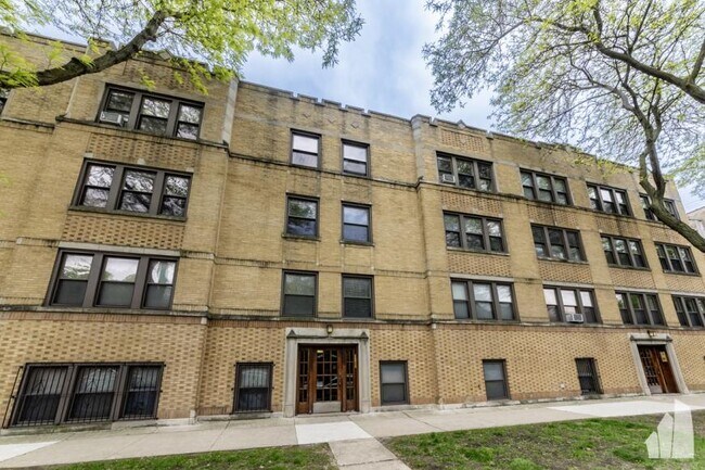 Building Photo - 2 bedroom in Chicago IL 60640