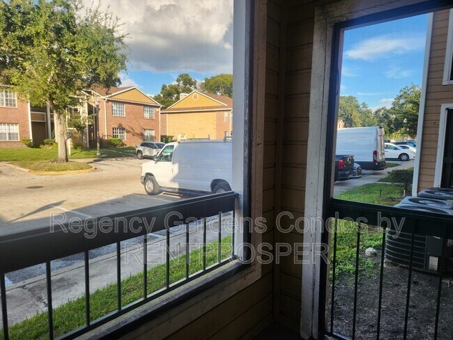 Building Photo - 5540 Devonbriar Way