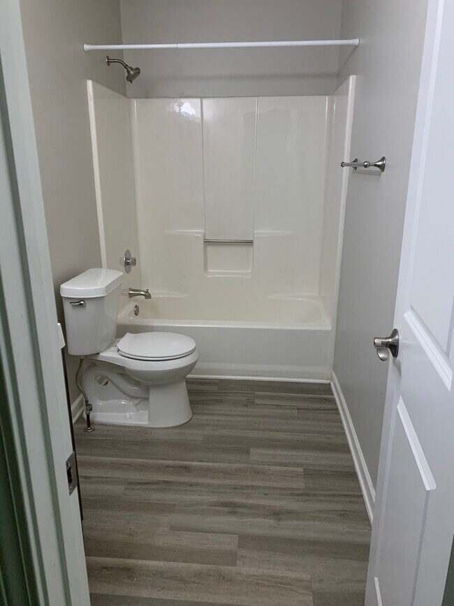 Building Photo - 5239 Ferry Creek Ln