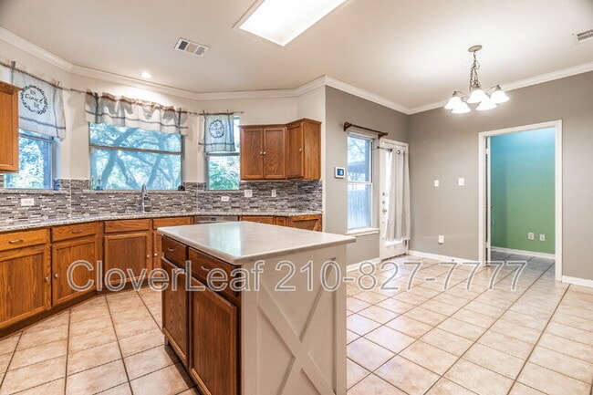 Building Photo - 417 Sunrise Canyon Dr