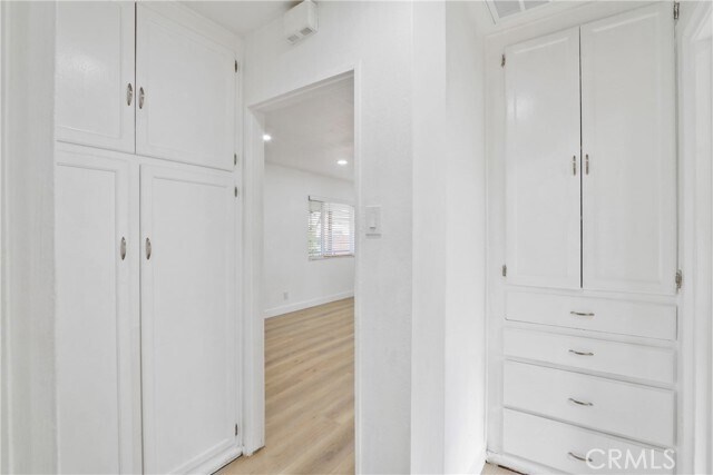 Building Photo - 2212 S Isabella Ave