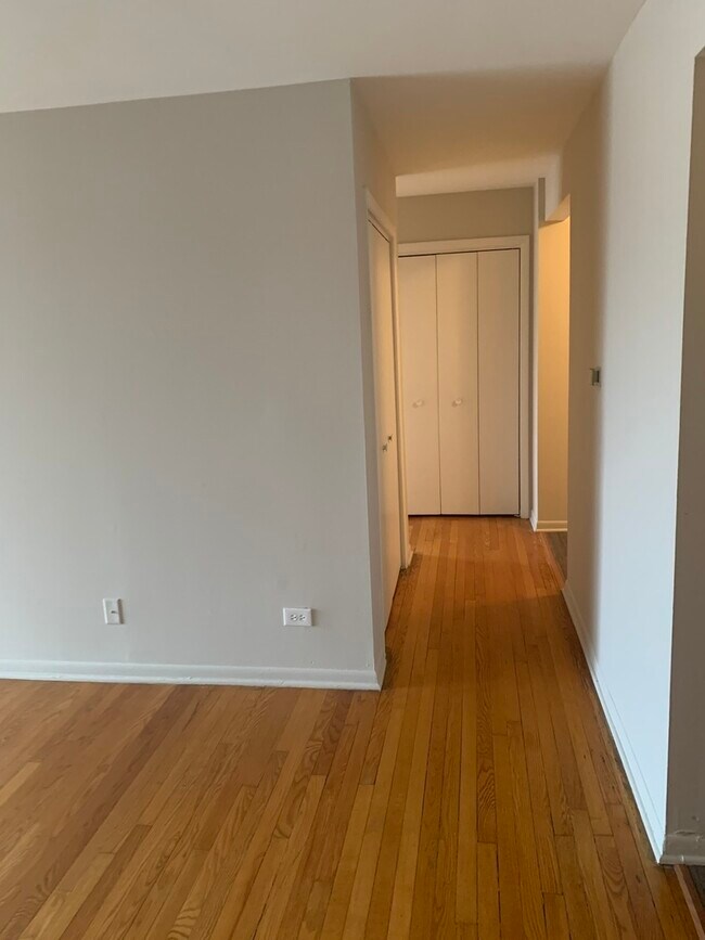 Building Photo - 11245 S Harlem Ave