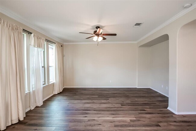 Building Photo - 123 Mancos Dr
