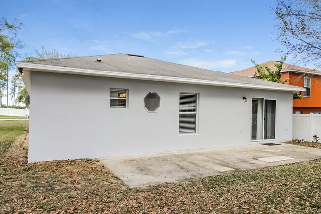 Building Photo - 2366 Tealwood Circle