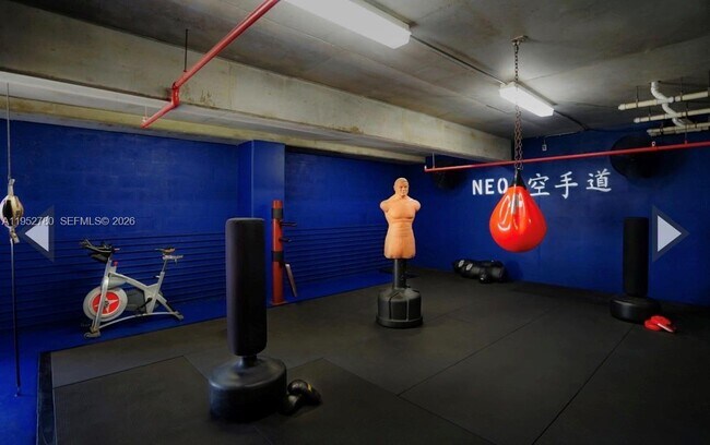 Building Photo - 690 SW 1st Ct