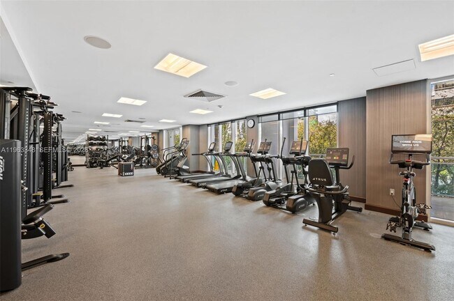 Building Photo - 951 Brickell Ave